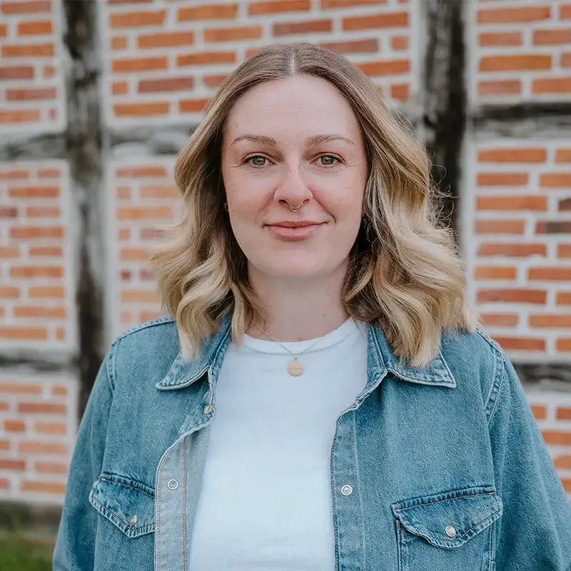 2026-team-maria-01-portrait anne-loewenstein-immobilien-team-#5-romina1