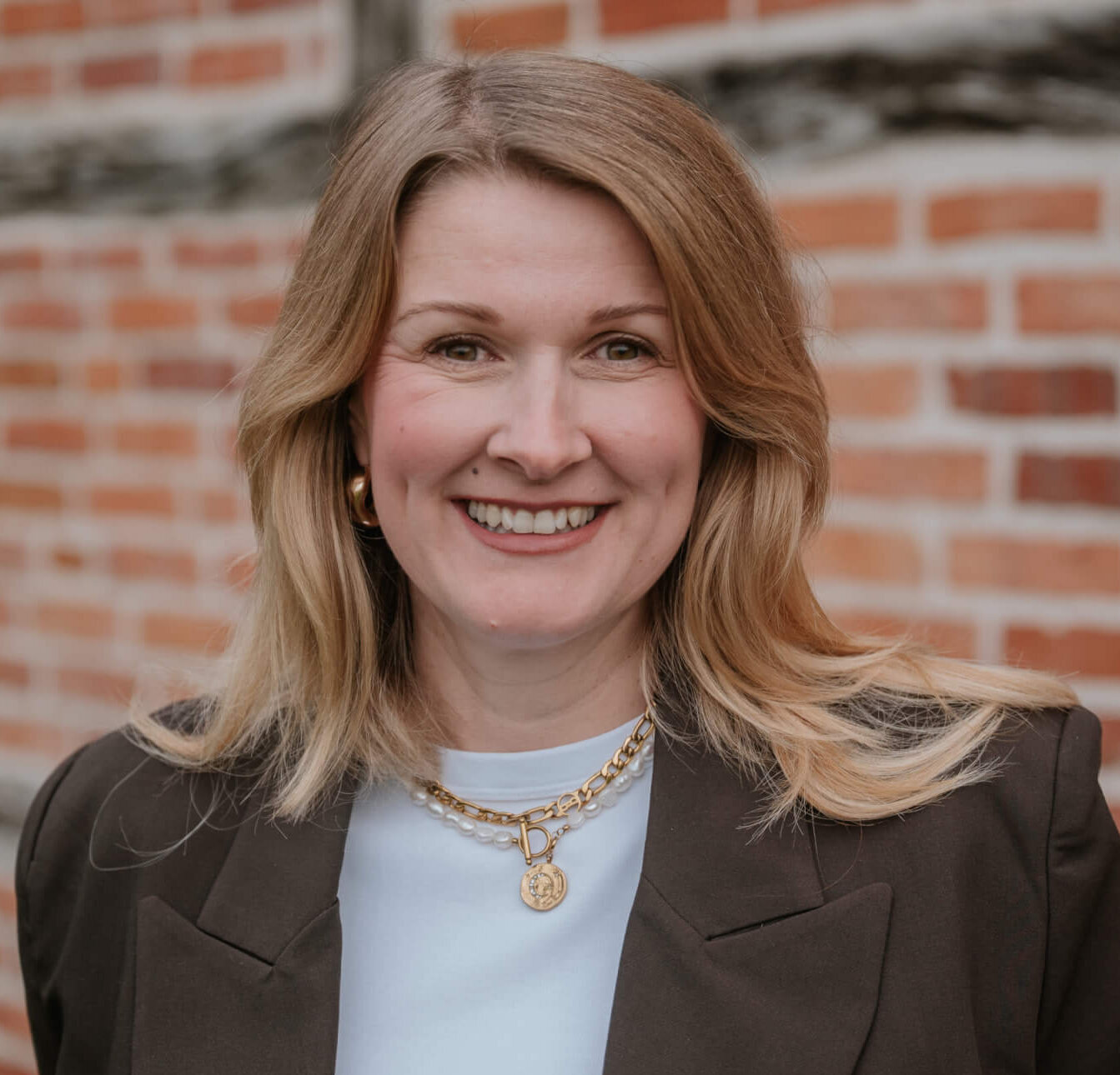 anne-loewenstein-immobilien-team-#2-Anne3